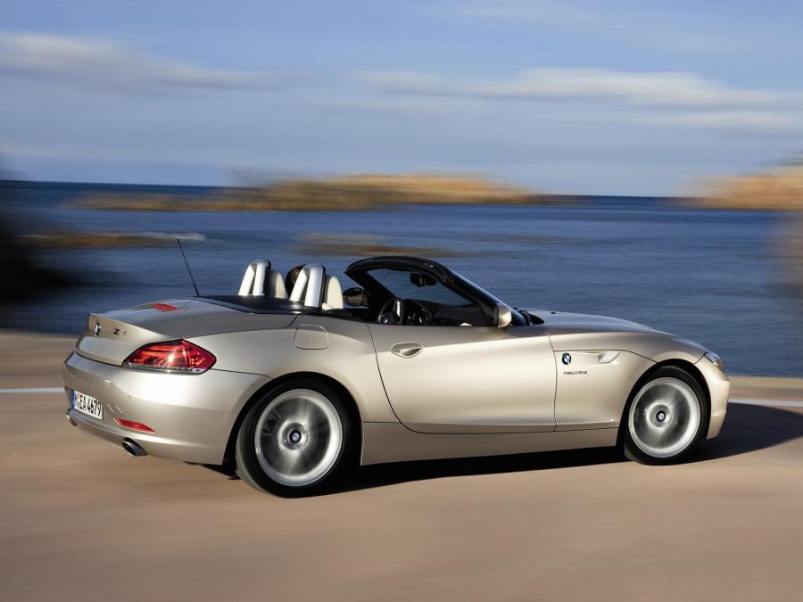  BMW Z4 sDrive 3.5i Roadster 2009 года  (фото 21 из 30)